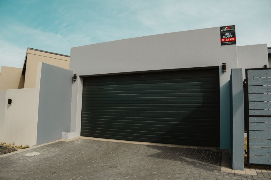 3 Bedroom Property for Sale in Sandown Western Cape